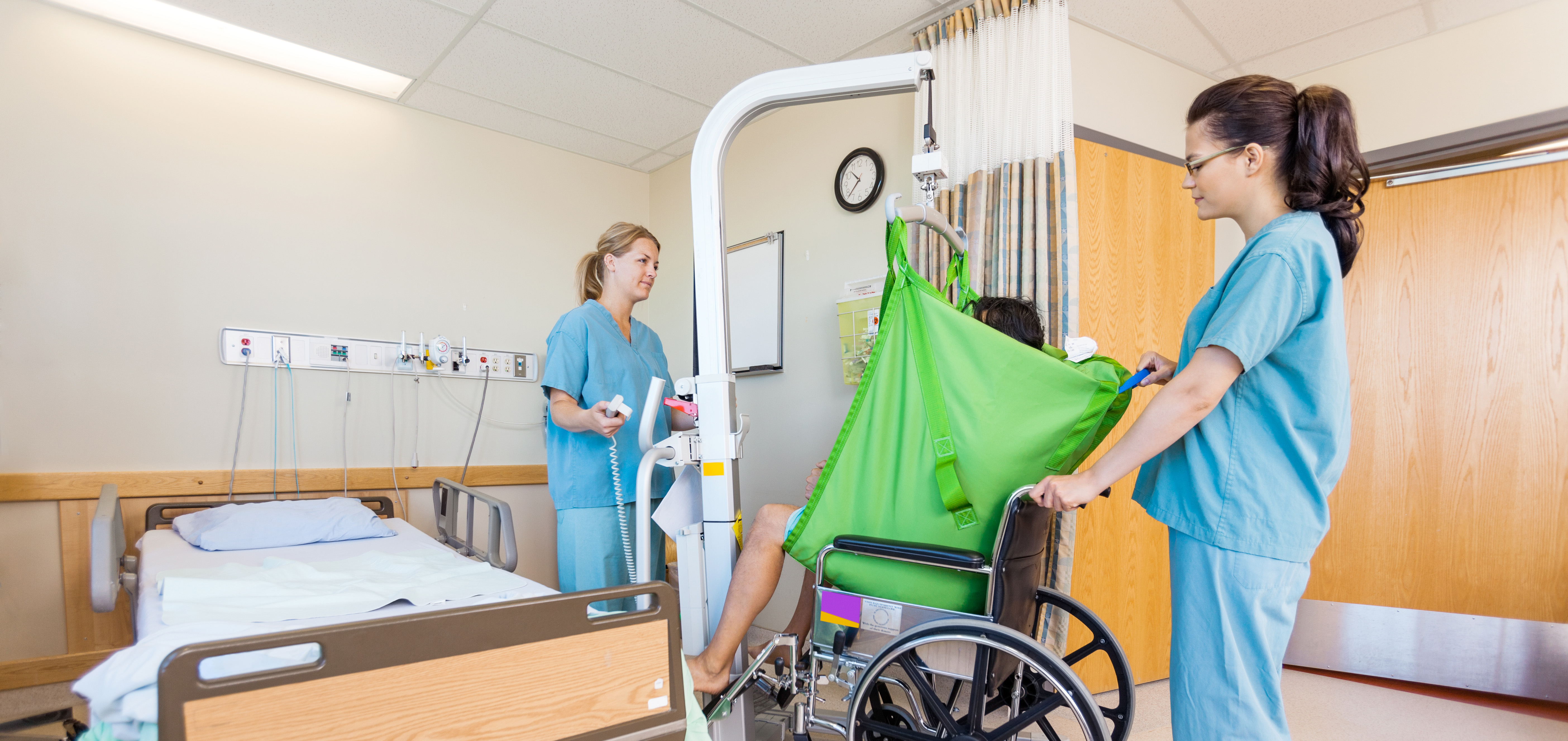 prevent nurses' patient-handling injuries