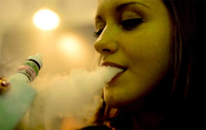 e-cigarettes-vaping